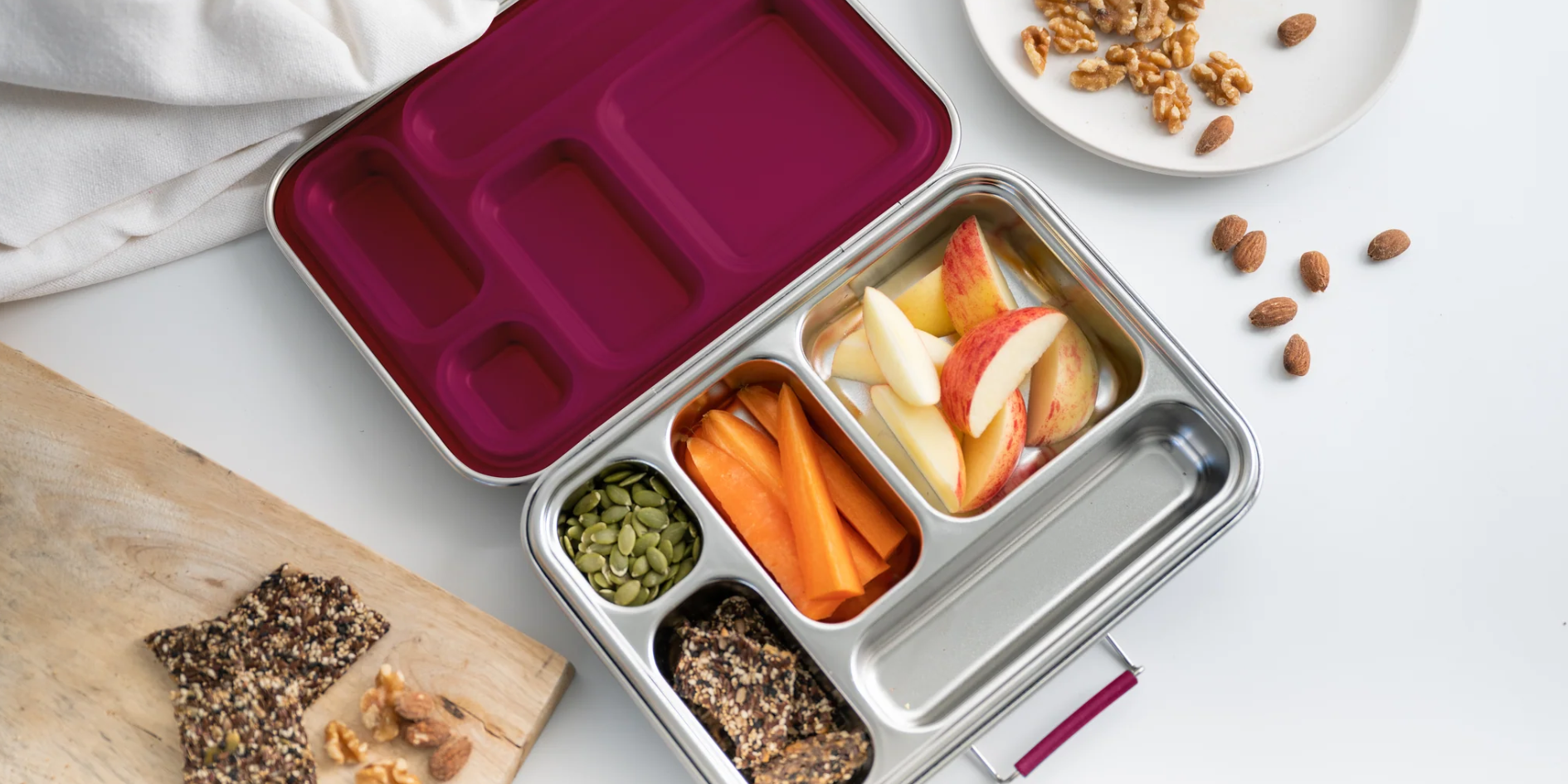 The Older Your Plastic Lunchbox Gets, The More Dangerous It Becomes